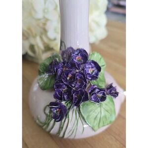 Vintage LEFTON‎ 8"  pink Vase w/ purple Roses, green leaves Gold Handles & Rim